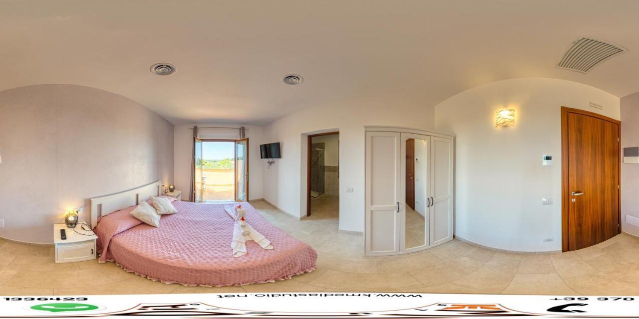 Agriturismo Il Vecchio Olivo Castagneto Carducci Eksteriør billede